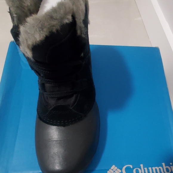 COLUMBIA SIERRA  SUMMETTE SHORTY WOMEN'S BOOTS SIZE. 9 - Picture 3 of 9